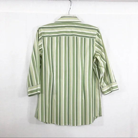 Cabela's Green 3/4 Sleeve Notched Collar Button Down Shirt - Picture 2 of 4